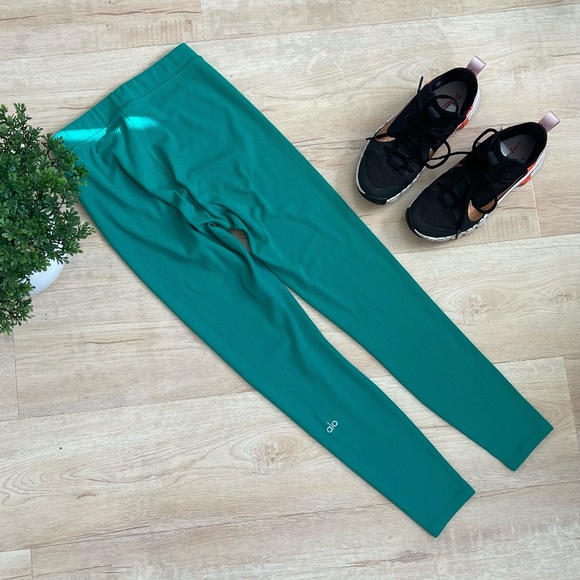 Alo Yoga Ribbed High-Waist 7/8 Blissful Legging – Green Emerald – XS - Picture 6 of 7